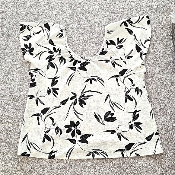 Banana Republic women's top - Picture 3 of 4